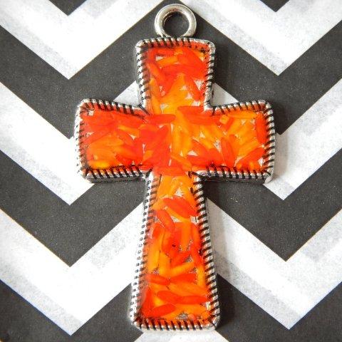 Cross Colored Rice - Resin Necklace